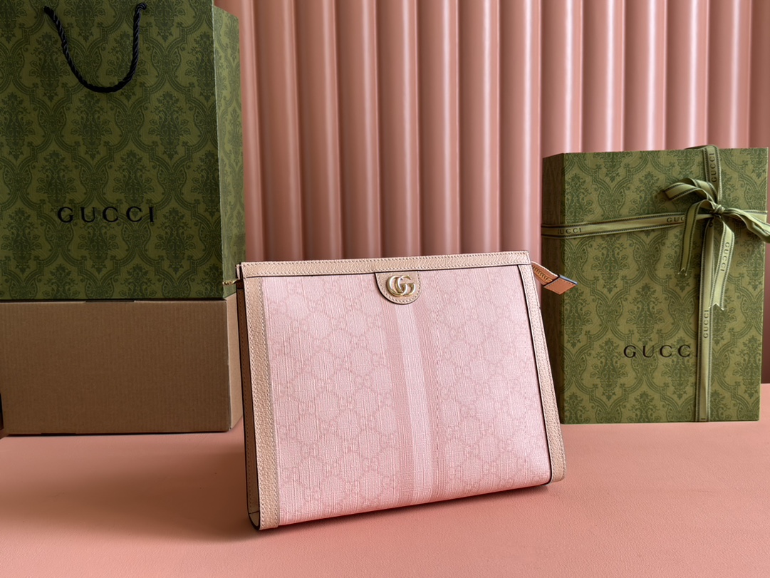 Gucci Clutch Bags